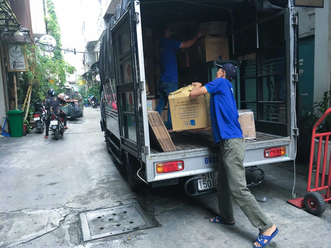 Chuyển phòng trọ sinh viên bằng xe tải