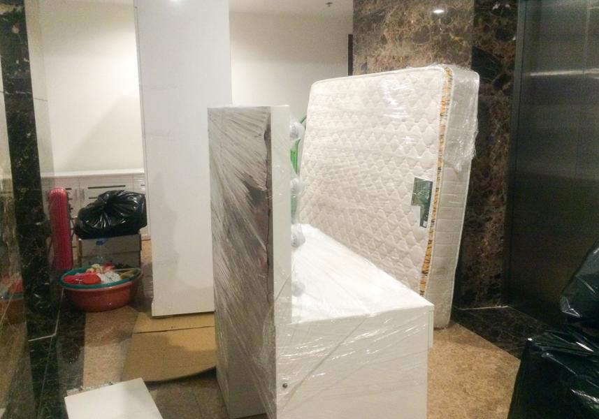 van chuyen nem khi troi mua