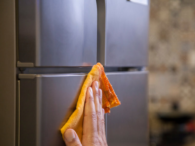 Vệ sinh tủ lạnh